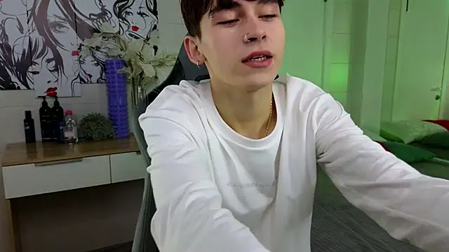 Snapshot of Bad_Boy9996 chatting on 12.15.24 Bad Boy9996 online show from 12.15.24