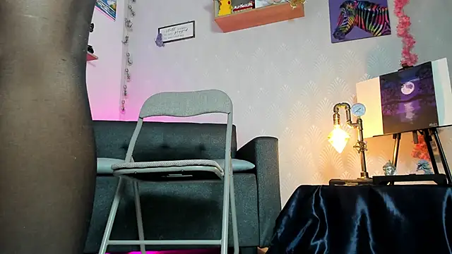 Snapshot of Alaia_Love77 chatting on 09.15.25 Alaia Love77 online show from 09.15.25