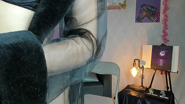 Snapshot of Alaia_Love77 chatting on 09.16.25 Alaia Love77 online show from 09.16.25