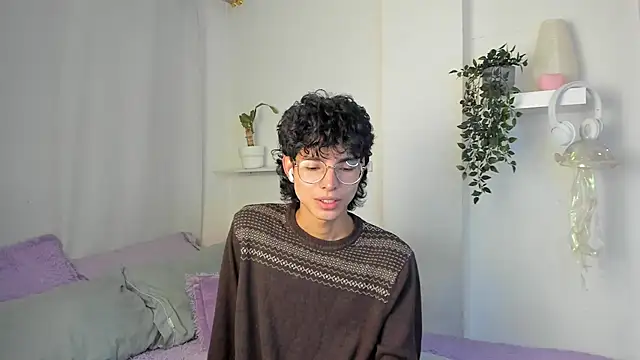 santy-kitty online show from 02.17.26