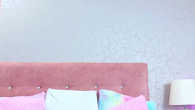 Snapshot of AlliciaKim chatting on 09.16.25 AlliciaKim online show from 09.16.25
