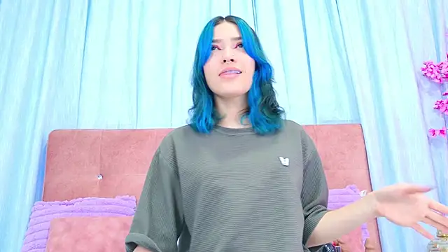 AlliciaKim online show from 11.28.25