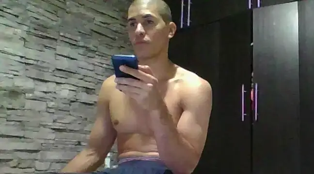 Sexylatin64 online show from 02.25.25