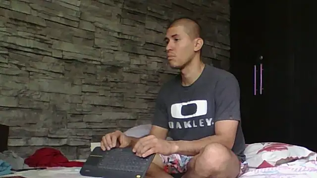 Sexylatin64 online show from 02.14.26