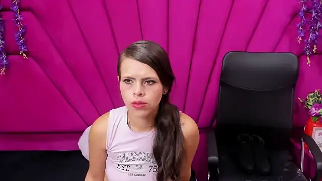 Mariana Benett online show from 01.29.25