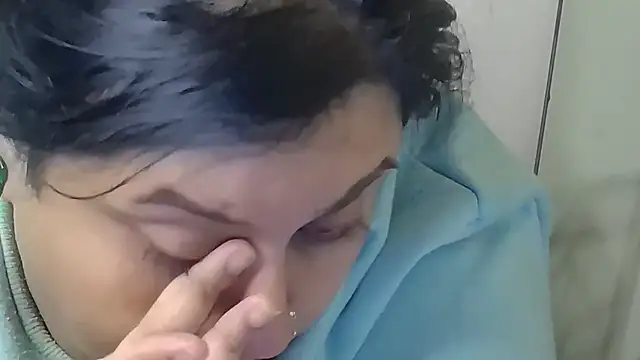 Snapshot of GoddessLorenaTheeSiren chatting on 09.17.25 GoddessLorenaTheeSiren online show from 09.17.25