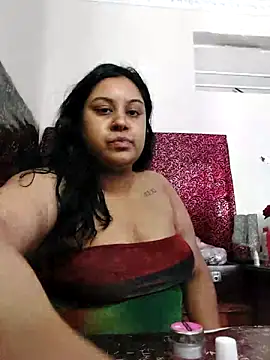 Snapshot of GoddessLorenaTheeSiren chatting on 11.21.25 GoddessLorenaTheeSiren online show from 11.21.25
