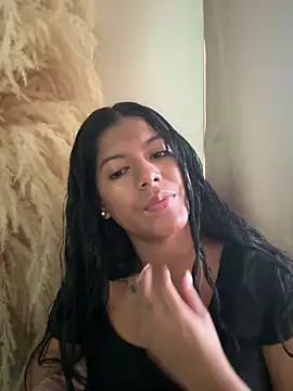 NiaBlanco online show from 04.18.26