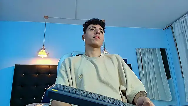 Lobo 17  online show from 01.21.25