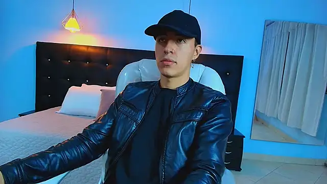 Lobo 17  online show from 02.05.25