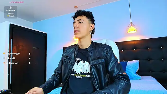 Lobo 17  online show from 02.13.25