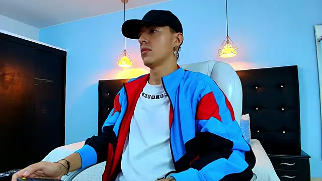 Lobo 17  online show from 02.28.25