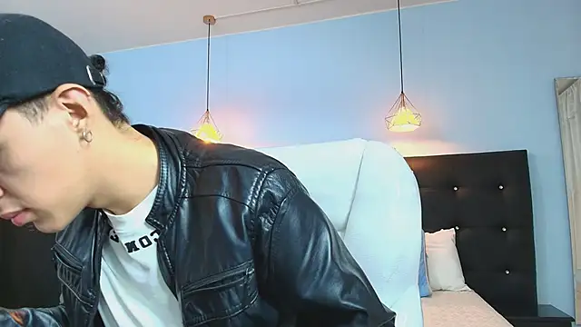 Lobo 17  online show from 03.13.25