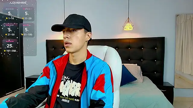 Lobo 17  online show from 03.14.25