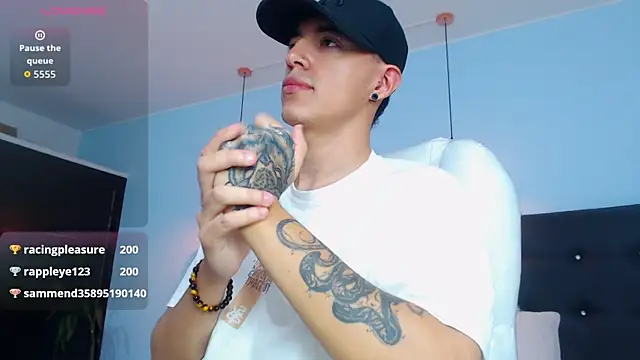 Lobo 17  online show from 10.12.25