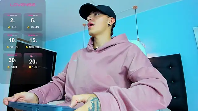 Lobo 17  online show from 11.02.25