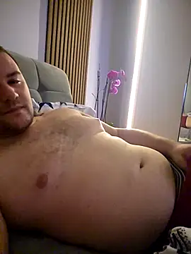 Snapshot of KarlosCarutox chatting on 12.05.25 KarlosCarutox online show from 12.05.25