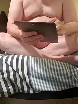 Snapshot of nofacewanker chatting on 05.17.26 nofacewanker online show from 05.17.26