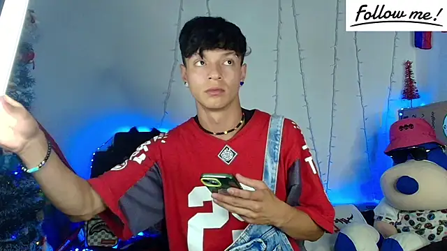 twink sebas  online show from 12.25.24