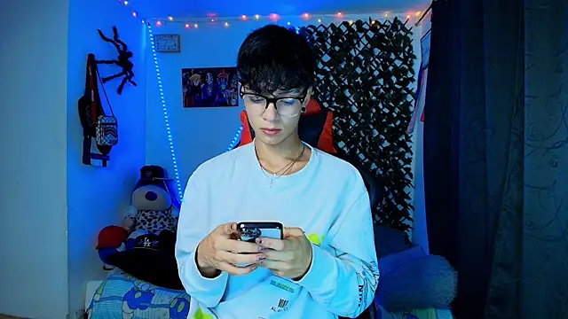 twink sebas  online show from 02.16.25