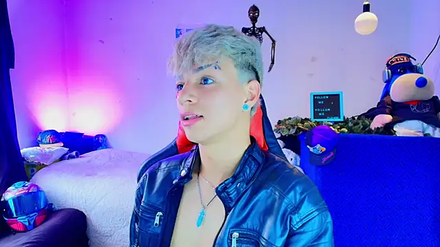 twink sebas  online show from 11.13.25