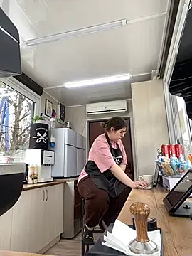 cinnabon  online show from 02.02.25