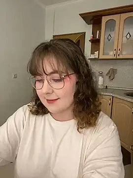 cinnabon  online show from 02.14.25