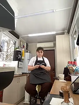 cinnabon  online show from 02.18.25