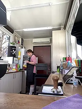 cinnabon  online show from 03.13.25