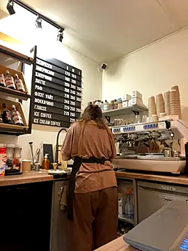 cinnabon  online show from 11.06.25