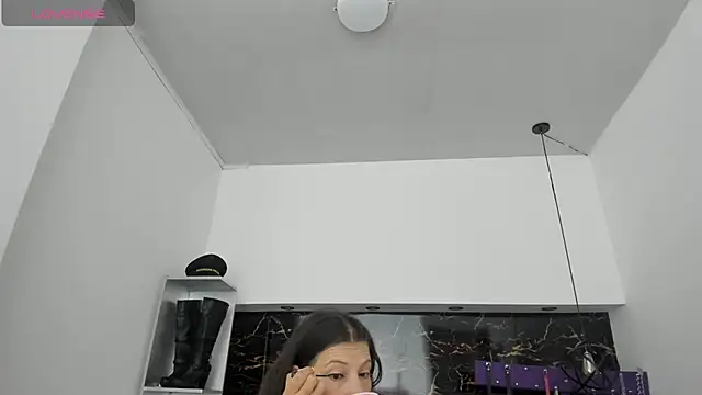 Snapshot of Kathia_Armstrong chatting on 12.24.24 Kathia Armstrong online show from 12.24.24