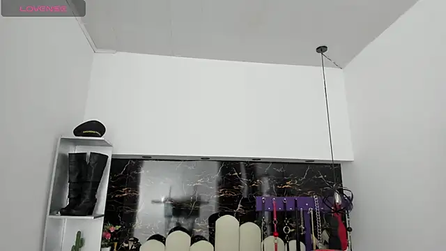 Snapshot of Kathia_Armstrong chatting on 12.28.24 Kathia Armstrong online show from 12.28.24