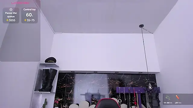 Snapshot of Kathia_Armstrong chatting on 01.08.25 Kathia Armstrong online show from 01.08.25