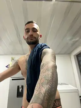 Snapshot of openmind_boy chatting on 09.16.25 openmind boy online show from 09.16.25