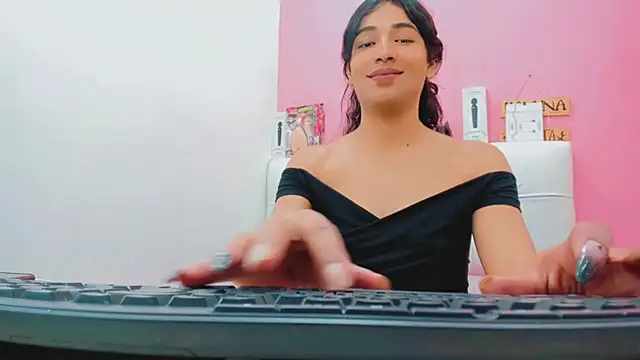 Snapshot of antonela_xxx chatting on 06.24.26 antonela xxx online show from 06.24.26