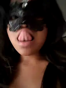 Bella Luna18 online show from 12.28.24