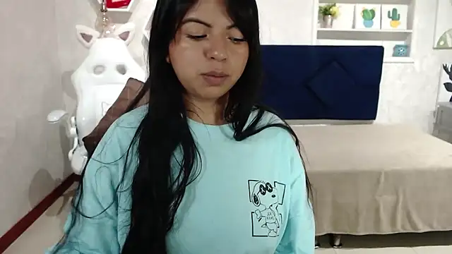 CarolineBrunx online show from 09.18.25