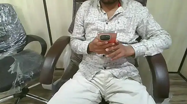 Snapshot of Ishan003 chatting on 12.07.24 Ishan003 online show from 12.07.24