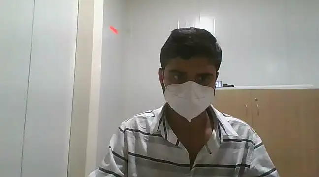 Snapshot of Ishan003 chatting on 12.12.24 Ishan003 online show from 12.12.24