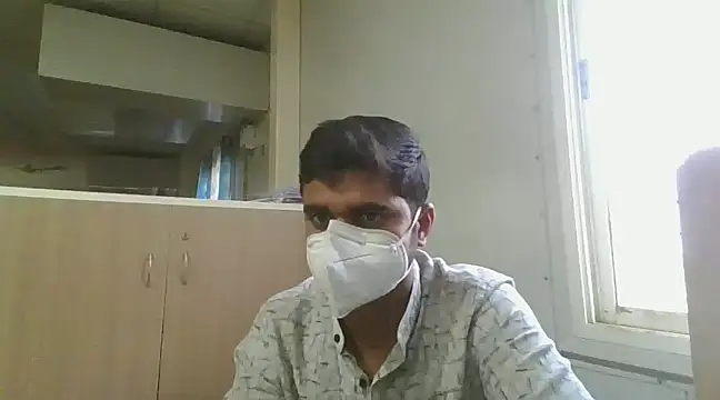 Snapshot of Ishan003 chatting on 12.14.24 Ishan003 online show from 12.14.24