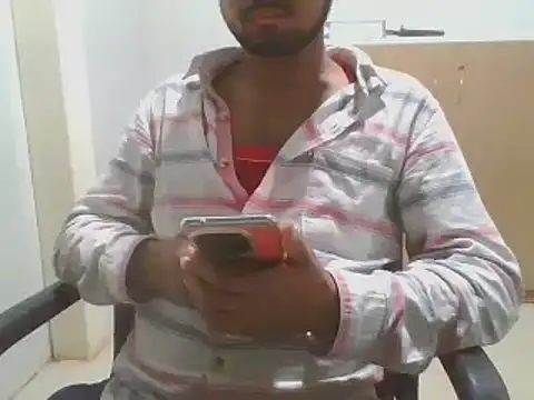 Snapshot of Ishan003 chatting on 01.29.25 Ishan003 online show from 01.29.25