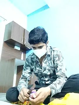 Snapshot of Ishan003 chatting on 09.19.25 Ishan003 online show from 09.19.25