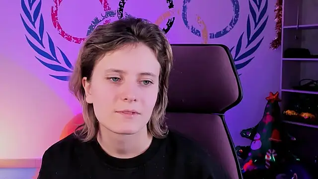 LolaAsmus online show from 12.28.24