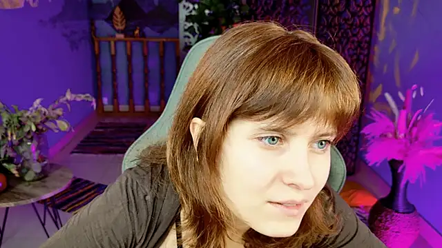 LolaAsmus online show from 10.14.25