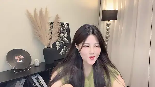 Strawberrybabyy1 online show from 03.07.25