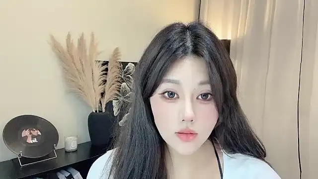 Strawberrybabyy1 online show from 03.12.25