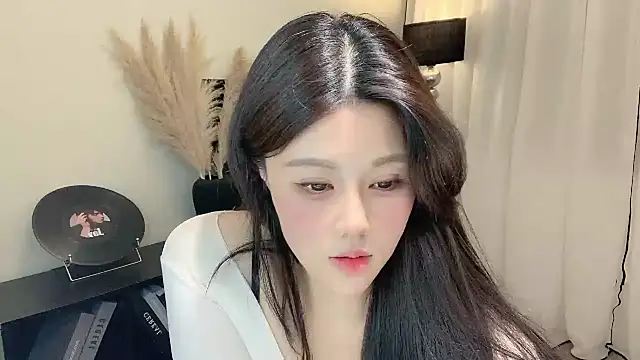 Strawberrybabyy1 online show from 03.18.25