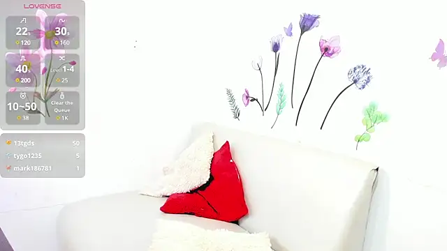 Snapshot of michell___ chatting on 12.05.24 michell online show from 12.05.24