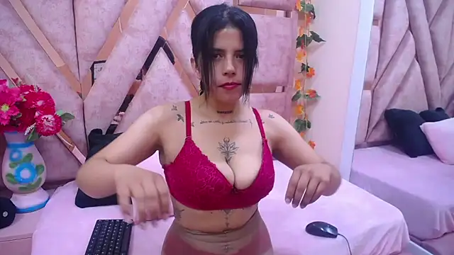 CataleyaLars20 online show from 12.05.25