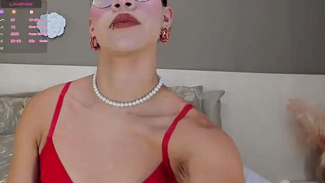 KimHiltton online show from 02.14.25